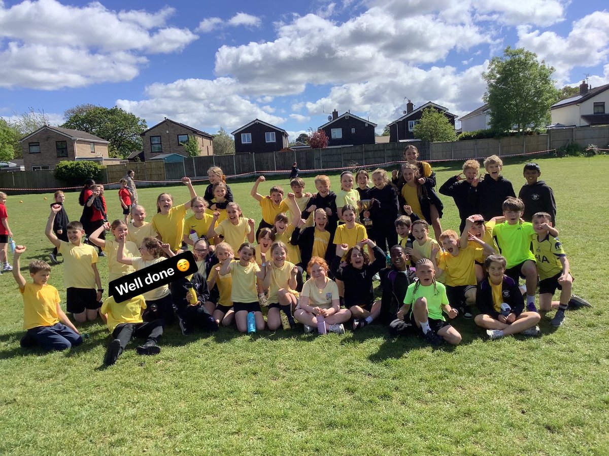 poultonlancelyn's tweet photo. Well done to Brotherton who won our KS2 sports day. @OakTreesMAT #PLcollaboration https://t.co/UbtU6BLwOf