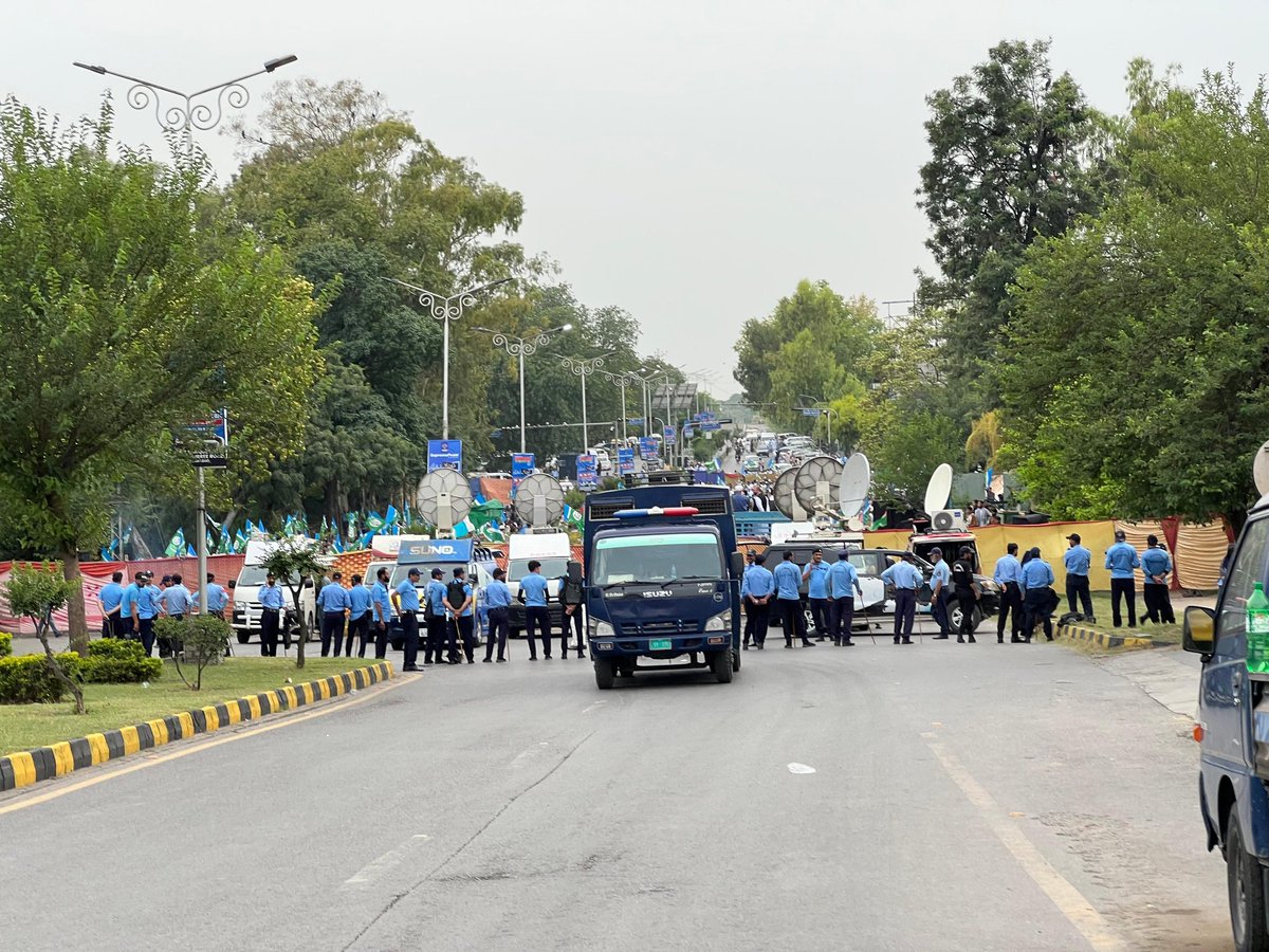 Islamabad Police tweet media