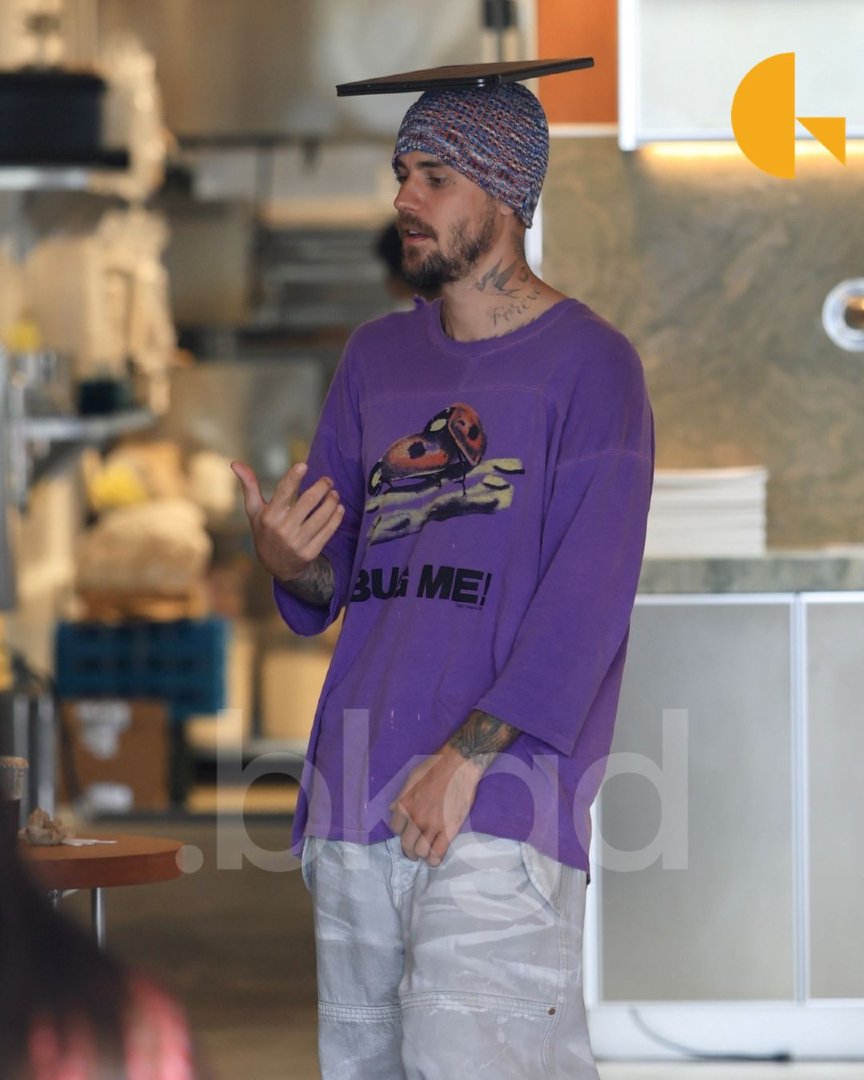 JBAMEDIA's tweet photo. Más fotos de Justin ayer en la cafetería Architecture en West Hollywood, Califórnia https://t.co/NOwigsj4Ly