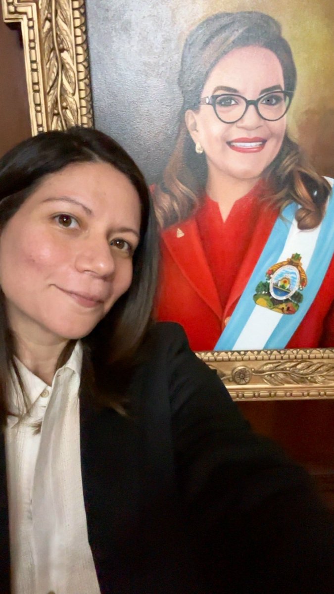 Andrea Nuila H. tweet media