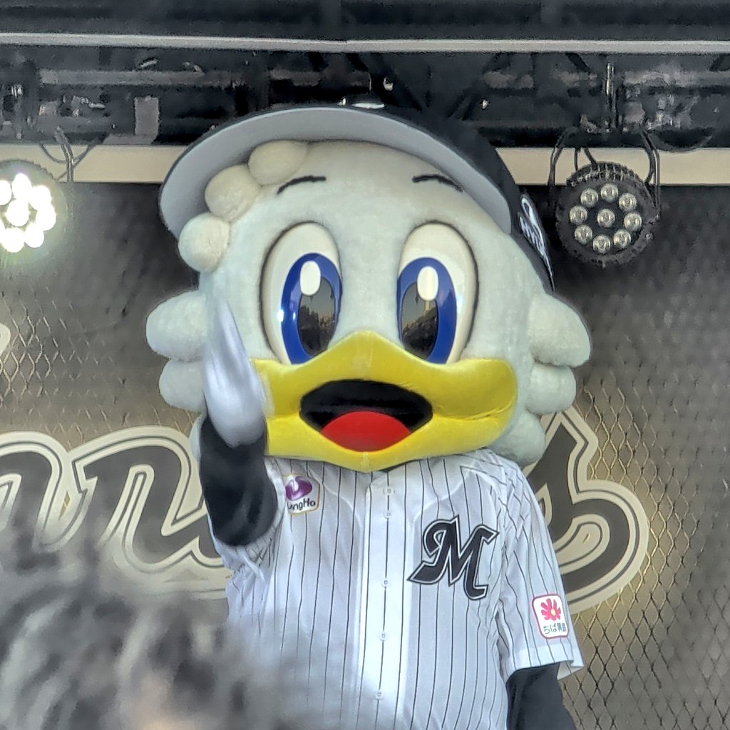 あこ tweet media