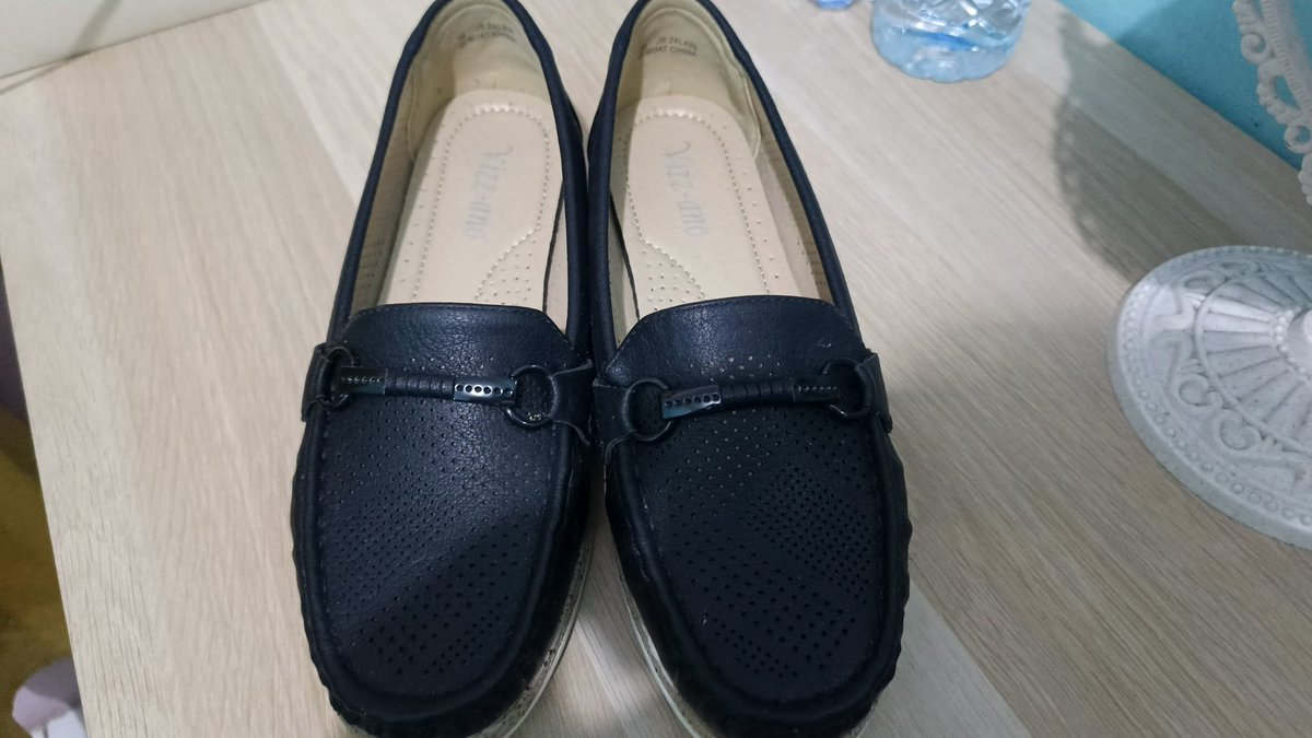 Sisibaba6's tweet photo. Wts sepatu vizzano baru kepake 2-3x
Ukuran 38
Beli 400
Jual 199k aja
Minusny gk ad box  

Dijual krna kesempitan :( https://t.co/MrCAcwodT2