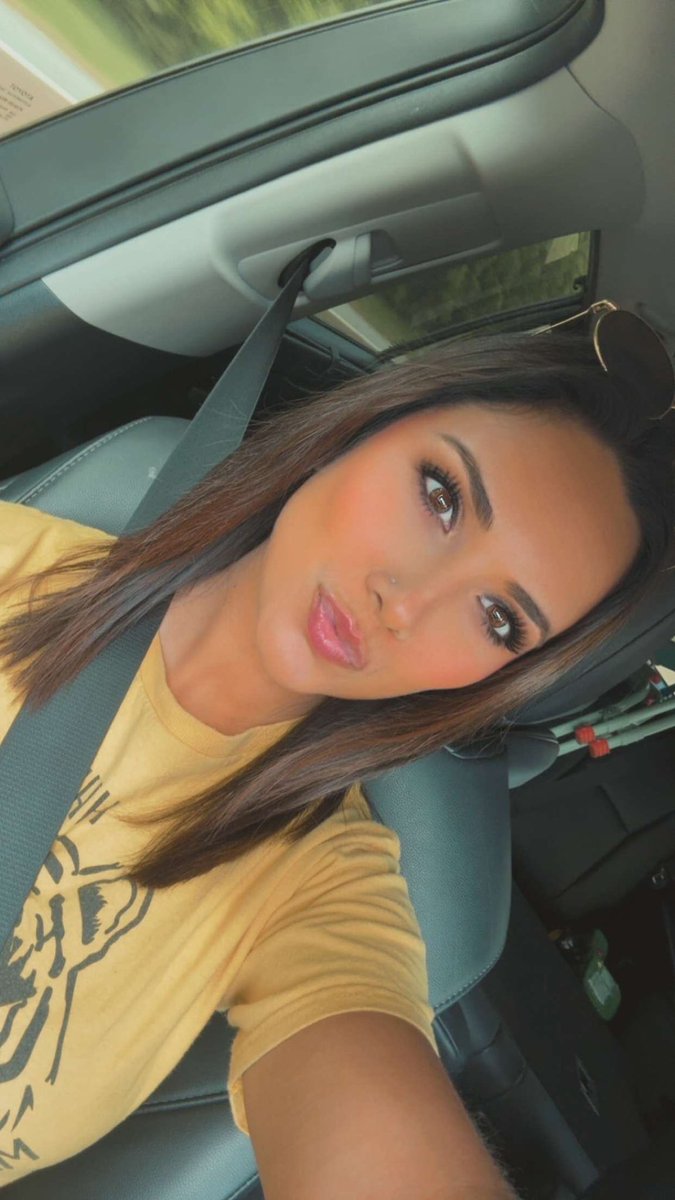 Brunette Barbie tweet media