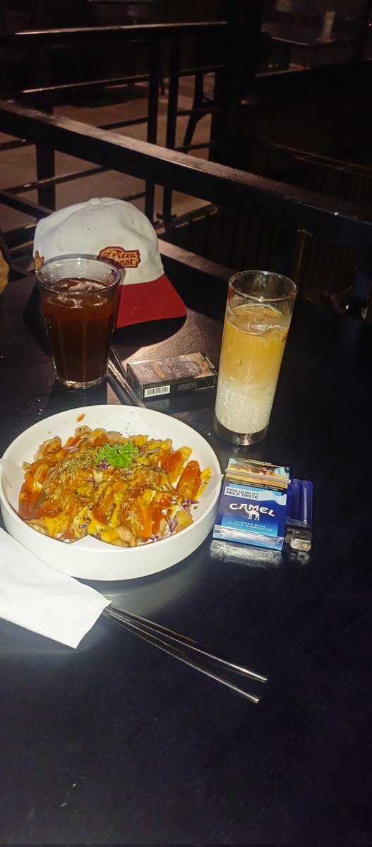 805MAL's tweet photo. ajak jarwo mkn https://t.co/mkvSrNpTfl