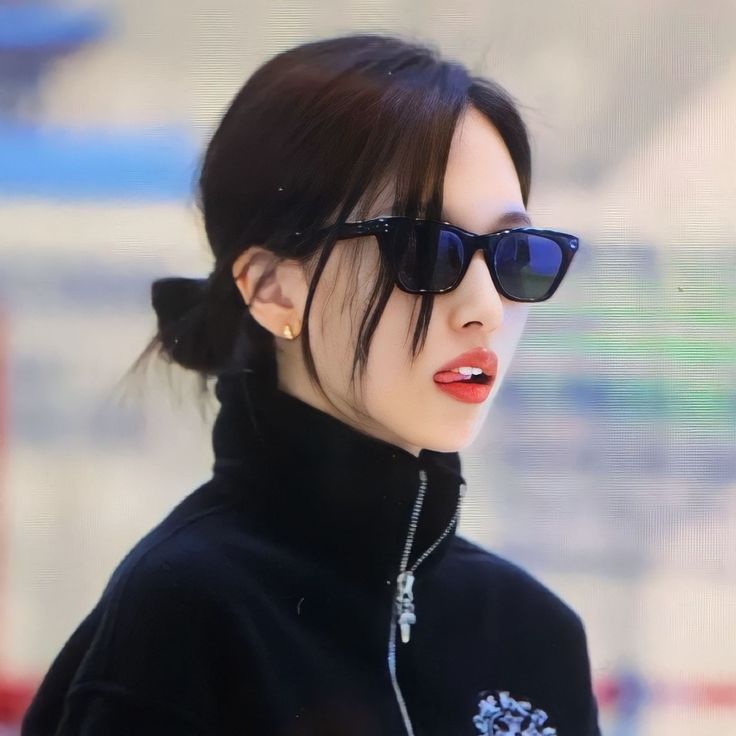 MINA 📍BERLIN tweet media