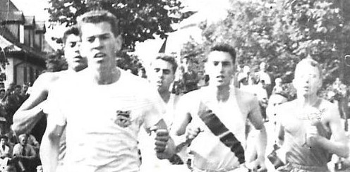 higdonmarathon's tweet photo. Faithfully follow my training programs, and thou shallst not get hurt. Or, at least you lower your risk, like the protection that comes with getting a flu shot. #RunWithHal https://t.co/aaIIDpYIIK