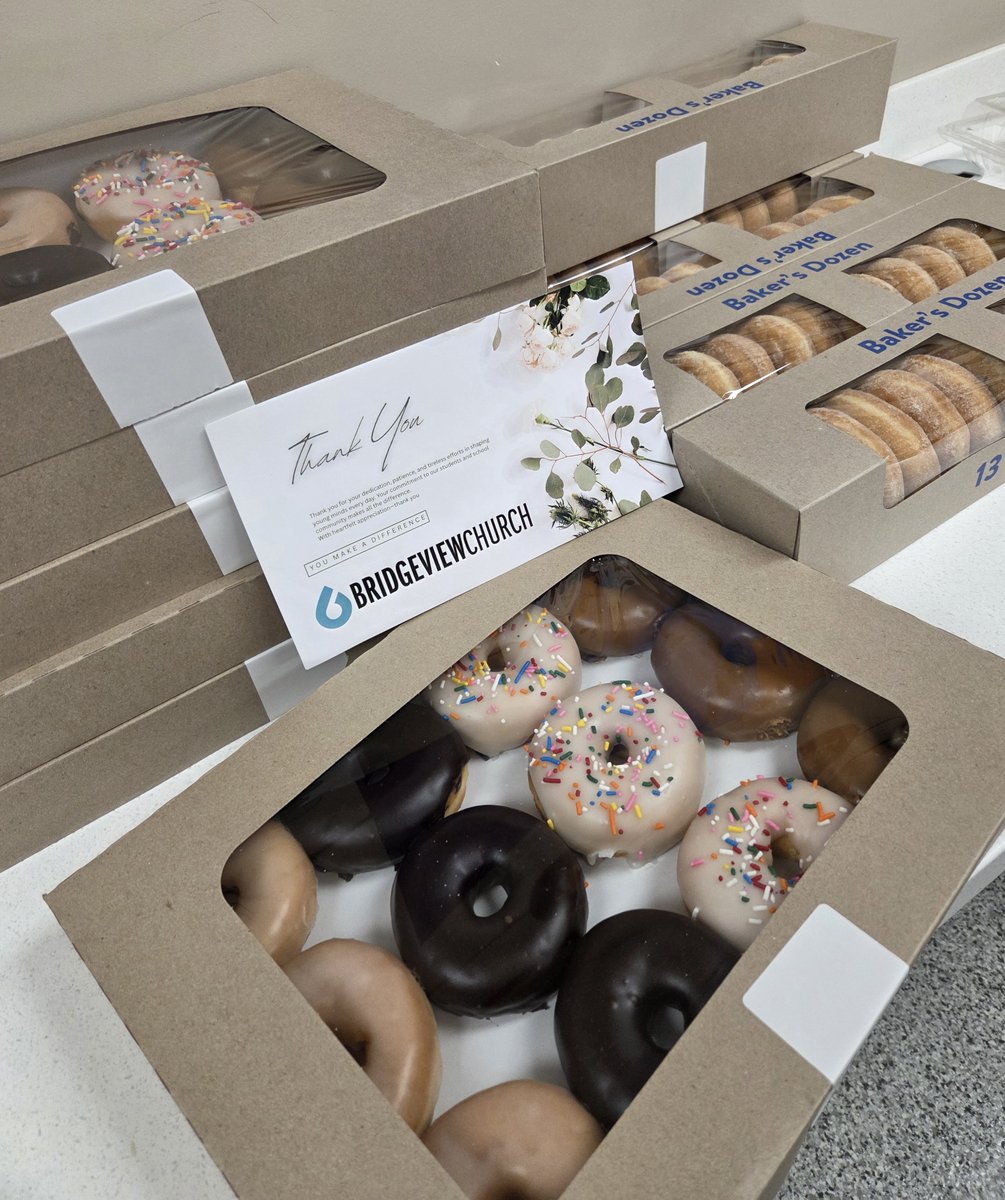 Indy_STEM's tweet photo. Thank you Bridgeview Church for the special treats for our staff! https://t.co/f19OlGGJt4