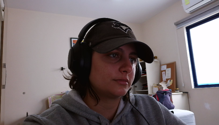sofiafmadeira's tweet photo. comprei uma webcam e a qualidade é melhor q a minha visão https://t.co/xUkpPE8I0m