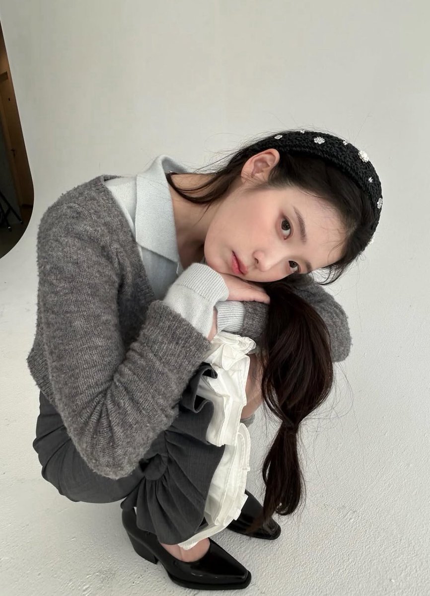 리나 tweet media