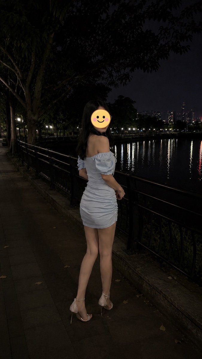 Berryaf2's tweet photo. 现在的天气真让人喜欢，让老婆可以展示身材 https://t.co/IMKvWq1ZWv