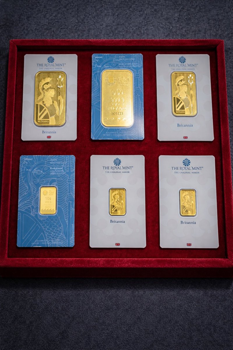 IBV_Int_Vaults's tweet photo. This is what an evening at IBV International Vaults London looks like ✨🥂
IBV International Vaults × The Royal Mint. 

Rare coins. Limited  edition jewellery. Gold bullion. The Dorchester canapés. Live violin.

An evening that reminded us why this place exists. https://t.co/BP7ZXKfXxz