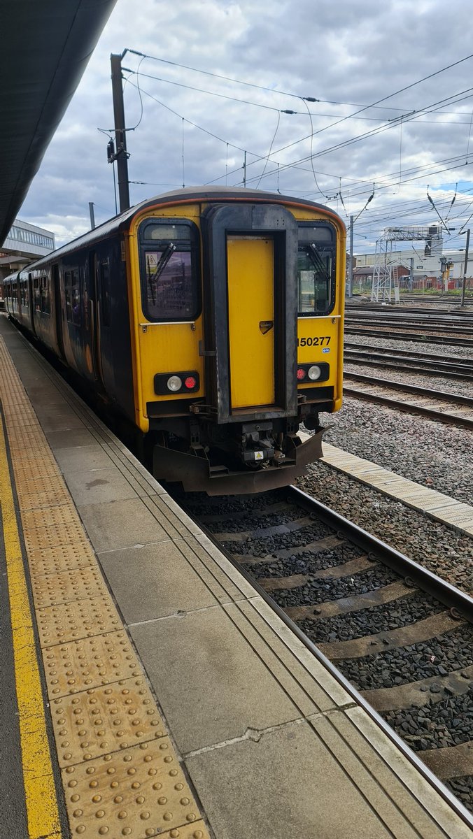 Shaun__92's tweet photo. Northern Trains 150277 forming 2P19 1548 Doncaster to Scunthorpe #northerntrains #northern #allthestations #class150 #brelyork #brel #dmu #sprinter #doncaster #thornesouth #scunthorpe #platform0 #friday #15th #may #2026 @northernassist https://t.co/EYU9ID6FXz