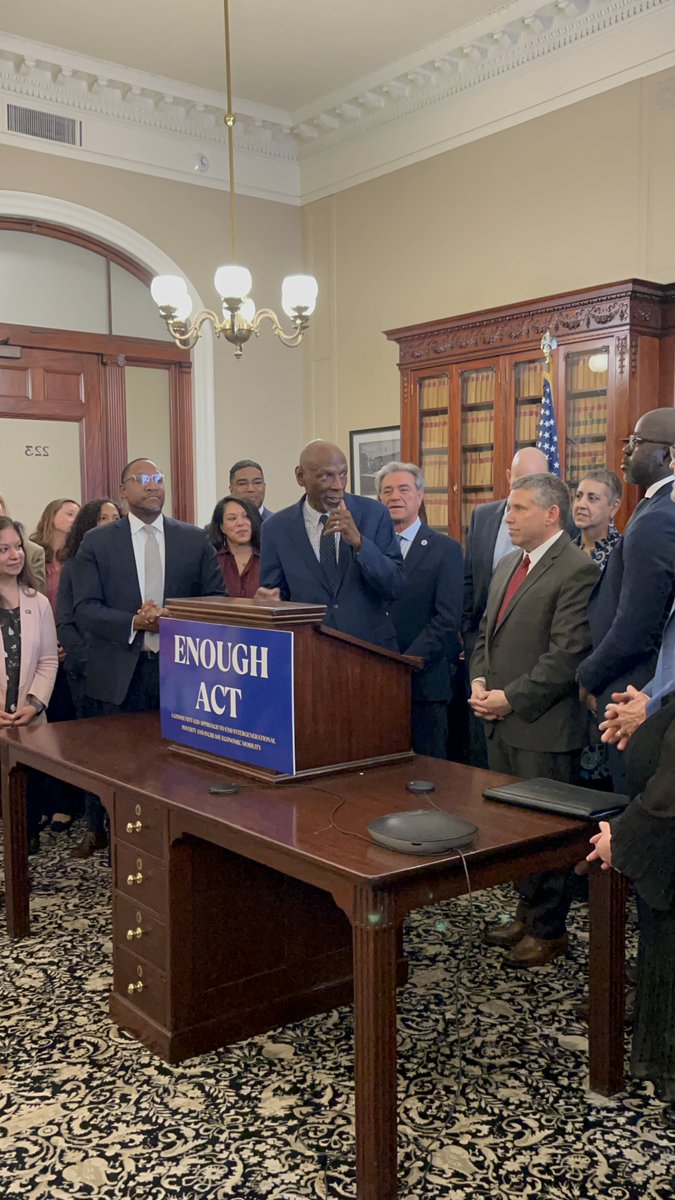 SalDiDomenico's tweet photo. Great momentum for my ENOUGH Act legislation - We recently launched a full court press for my transformational anti-poverty bill alongside, @hczorg President and Founder, Geoffrey Canada, and we made big strides... https://t.co/llgPPCe7Iq