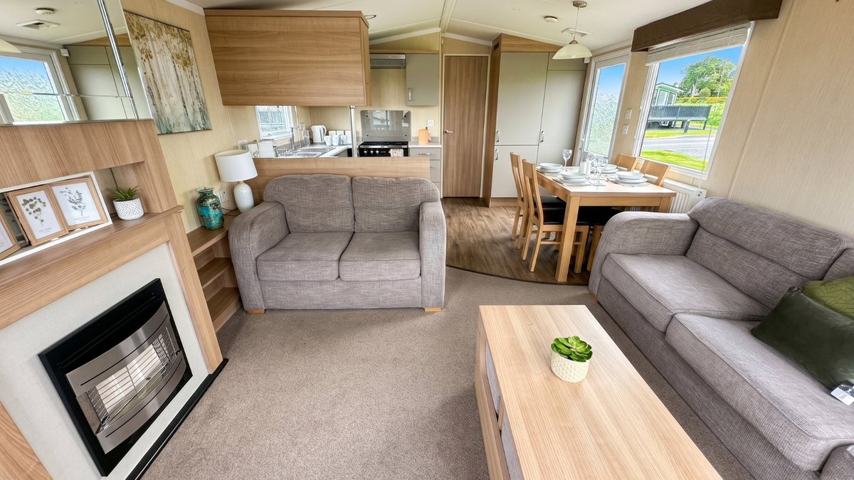 Coldstream_HP's tweet photo. Managers Special: Swift Bordeaux only £29,995 - Find out more https://t.co/f9D2IOdXUT
📍 Coldstream Holiday Park, TD12 4LG

#caravanforsale #holidayhome #scottishborders #northumberland #coldstreamholidaypark #coldstream https://t.co/2F2wg99MY1