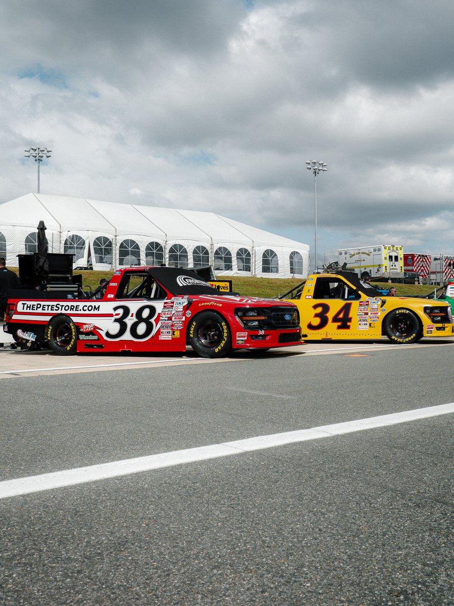 Front Row Motorsports tweet media