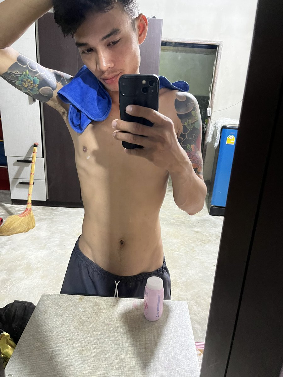 jae___2001's tweet photo. เงี่ยนเวลานี้ทำงัยดี555 #ชุมพร https://t.co/atTFhebCS2
