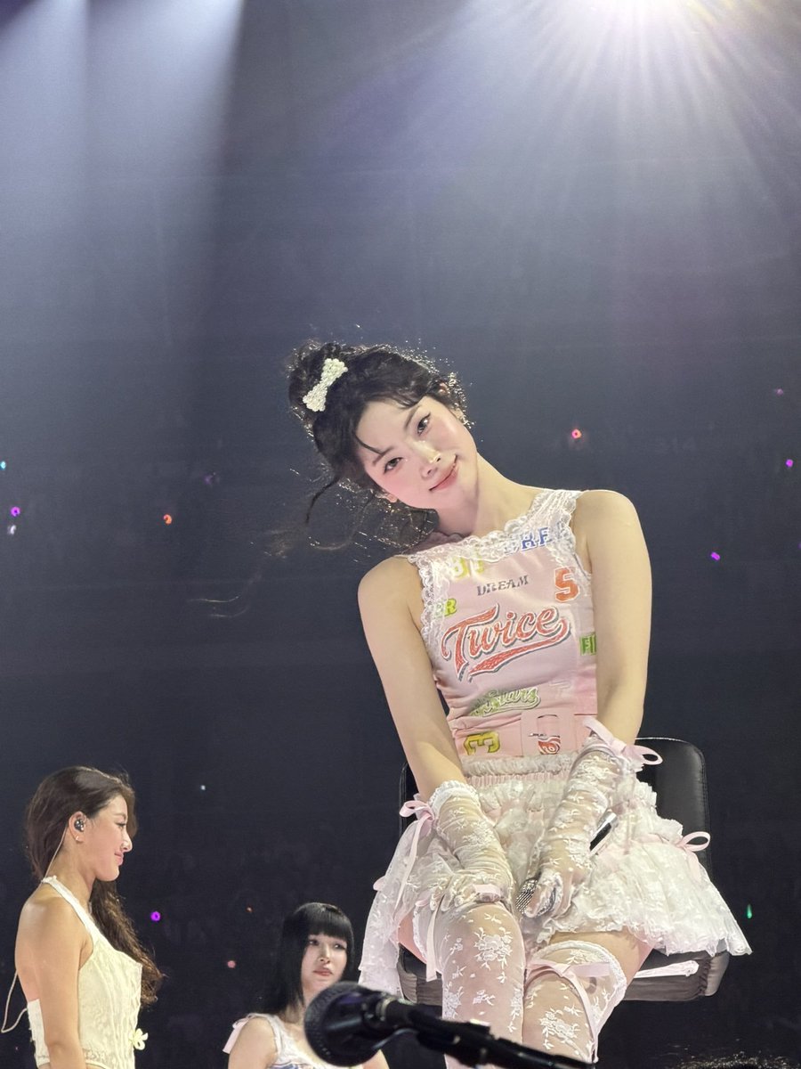(다현) dahhyunner tweet media