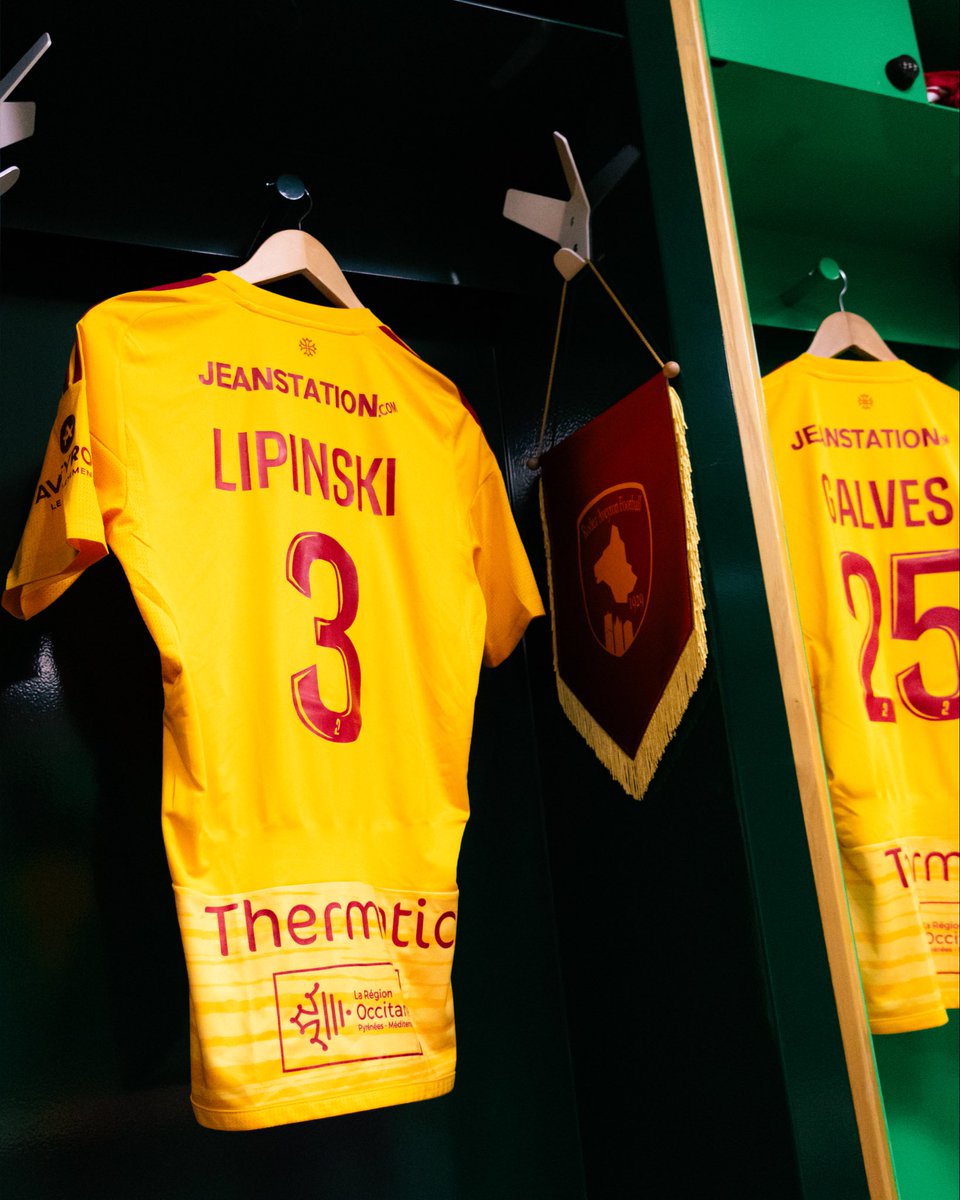 Rodez Aveyron Football tweet media