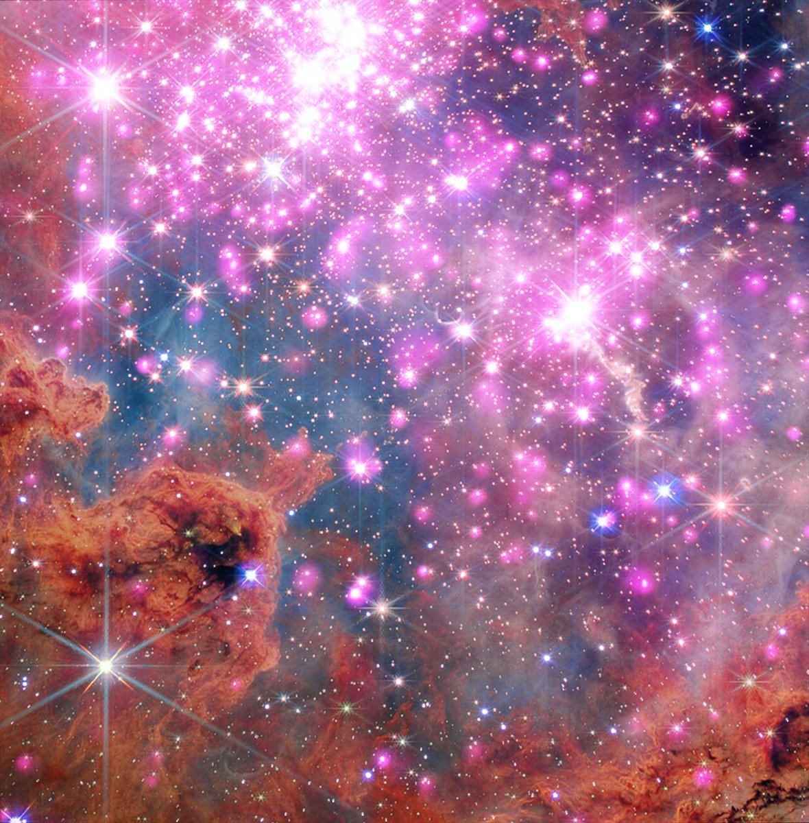 Chandra Observatory tweet media