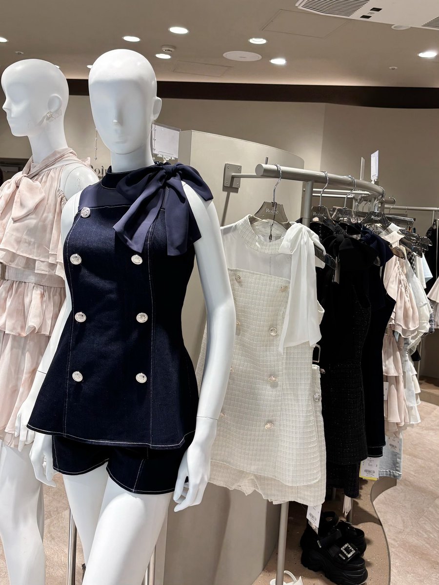 予約殺到セットアップが店舗先行入荷／ ぜひお近くの店舗でチェックし