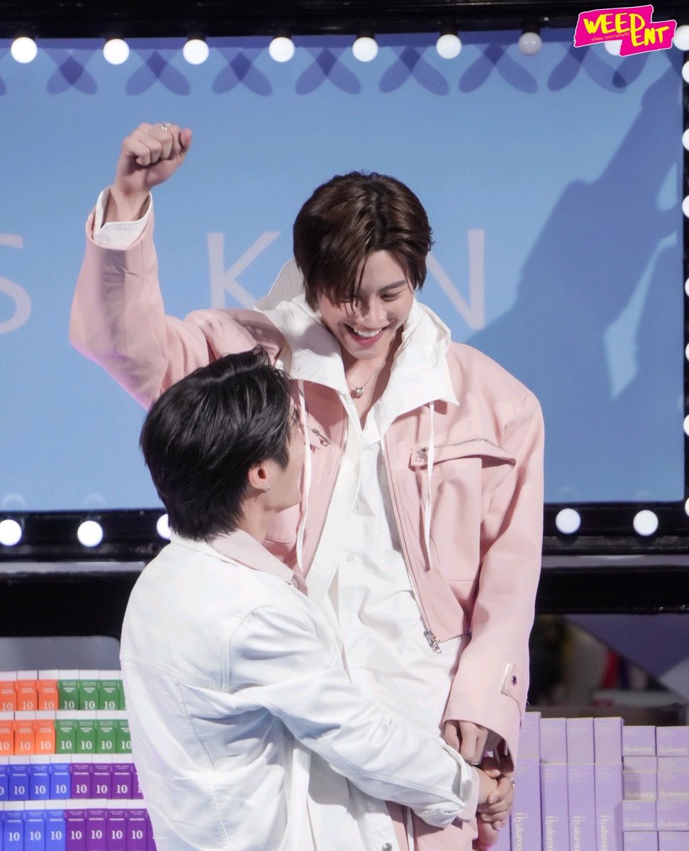 อ๋อ๋ (♡˙︶˙♡) tweet media