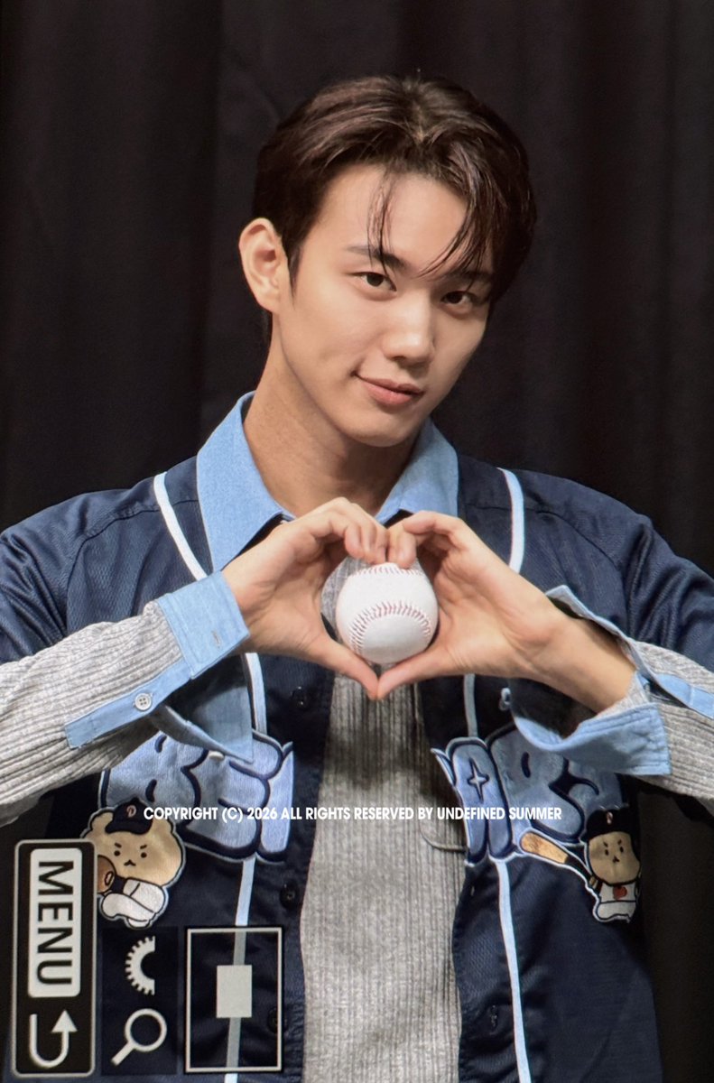 undefsum's tweet photo. 2610515 귀여워!!!!!!!!💙💙💙 #피원하모니 #인탁 https://t.co/ZVxmzUAXxA