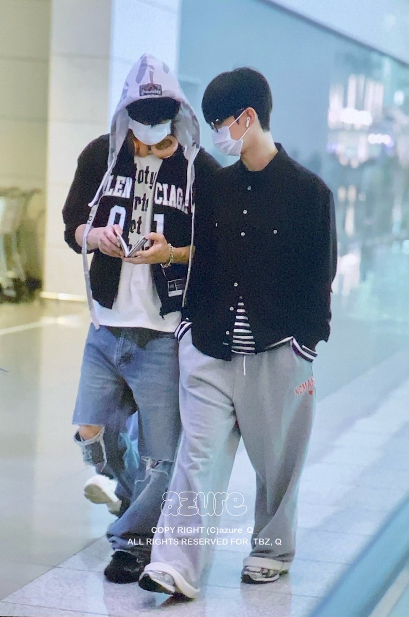 유우 tweet media