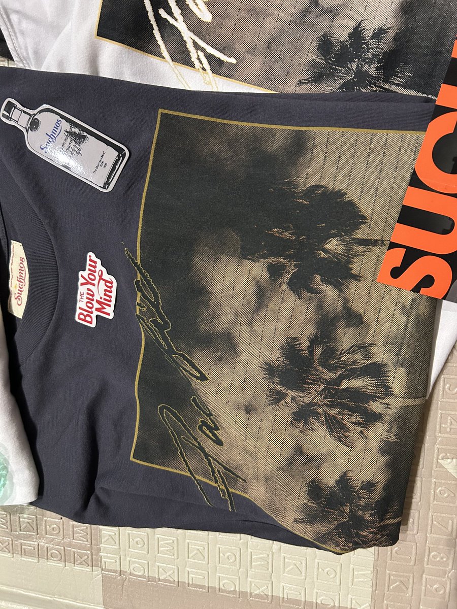 forestcaptain22's tweet photo. 散財しました。ありがとうございました。
#suchmos https://t.co/ogx82Xk8w9