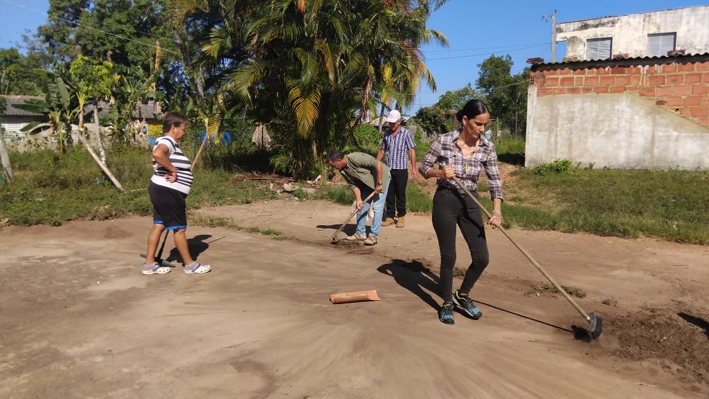 DmePinar's tweet photo. #CubaMined #PinardelRío 
Los trabajadores de la Dirección General de Educación en Mantua preparándose en fortalecer la capacidad de respuesta  ante peligros de origen natural, tecnológico y sanitario. La clave no es solo el aviso, sino la preparación. METEORO 2026 https://t.co/OAOfVW7uix