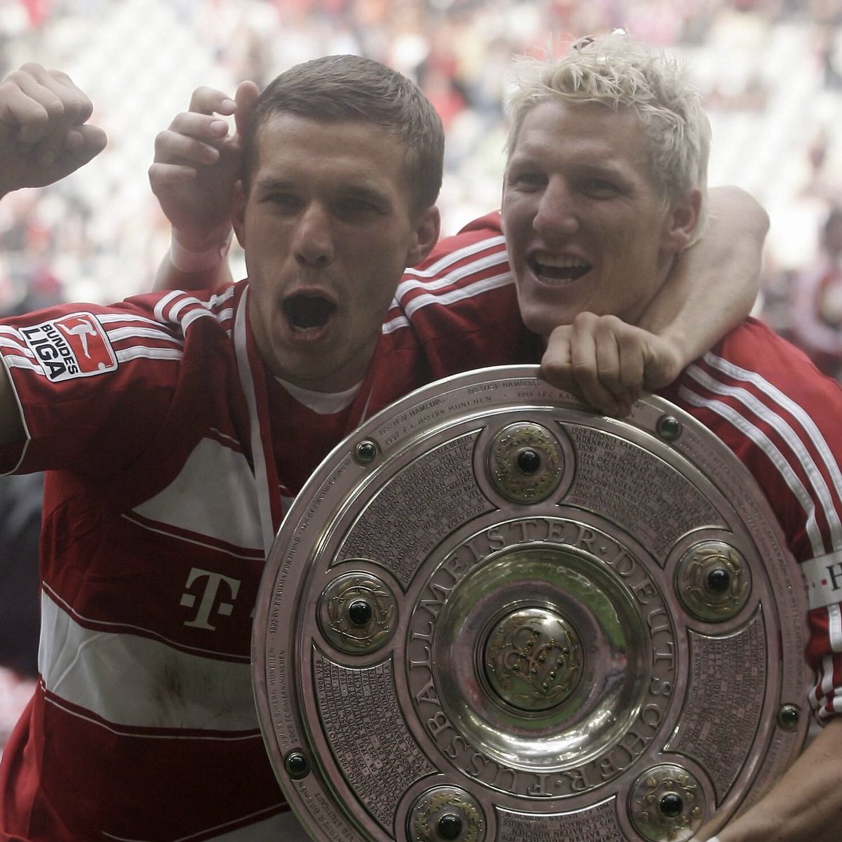 Bastian Schweinsteiger tweet media