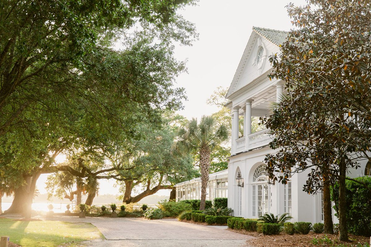 EstesPR's tweet photo. Patrick Properties Hospitality Group's Lowndes Grove has been named Best Wedding Venue by Charleston City Paper’s Best of Charleston 2026 awards! ✨ See the full list of winners: https://t.co/bTxK4fRtvV https://t.co/7kADcwfdrN
