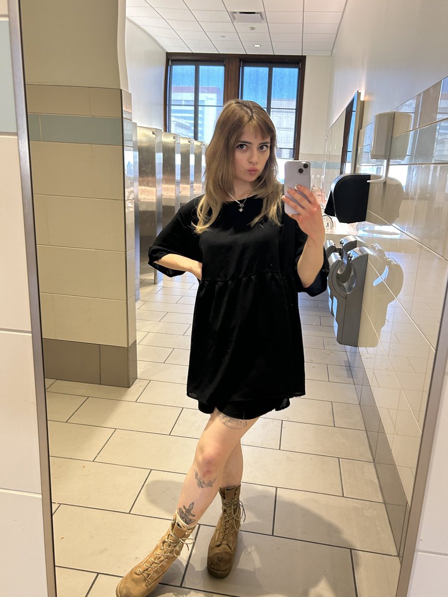 princess lunch beers tweet media