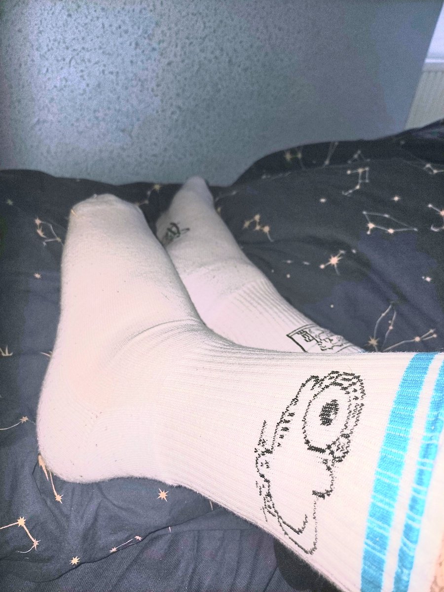 Sockslover97's tweet photo. More pictures of me in my #whitesocks #malefeet #photography #socks #sexysocks #socksfetish #malefeetfetish #whitesocksfetish https://t.co/pCxo6YtAWP