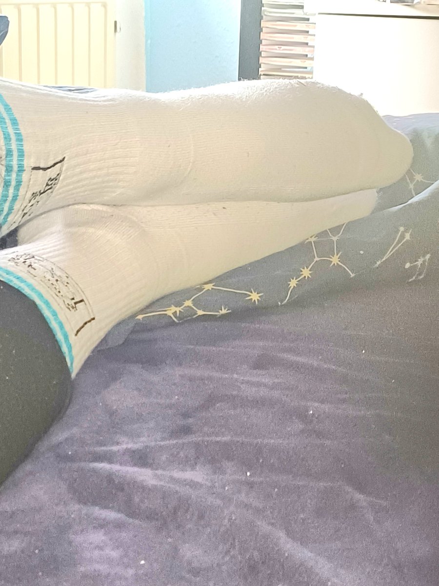 Sockslover97's tweet photo. More pictures of me in my #whitesocks #malefeet #photography #socks #sexysocks #socksfetish #malefeetfetish #whitesocksfetish https://t.co/cxrS5G5mgw