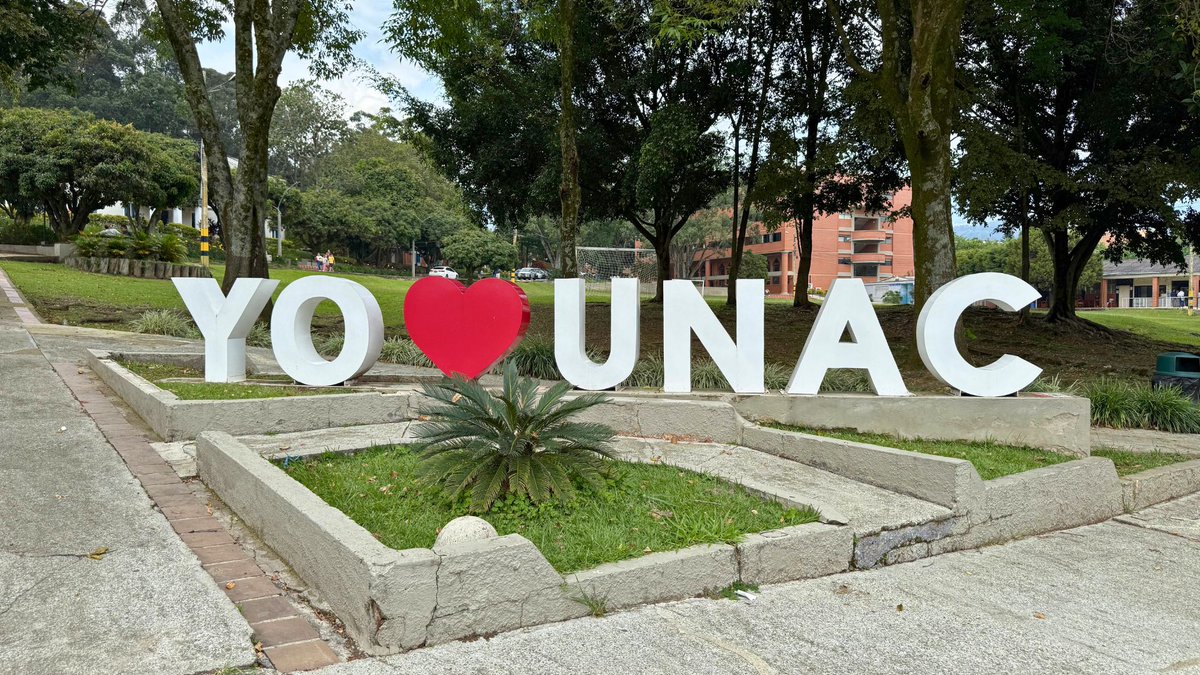 UnacColombia's tweet photo. #ActualidadUnacense 📌La UNAC ingresa por primera vez al Ranking U-Sapiens: un hito en su camino investigativo💛💙 Lee la nota completa aquí: 👉https://t.co/8pNpqEHNsx https://t.co/sVzNCr6dXi