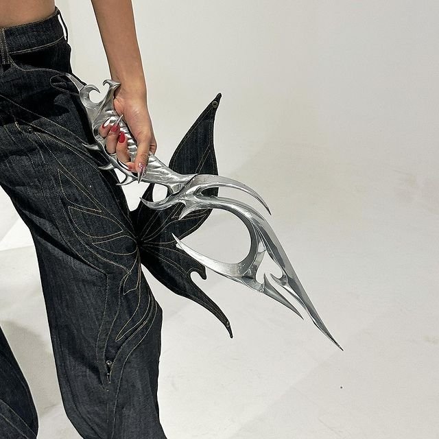 la lune papillon jeans and wings dagger