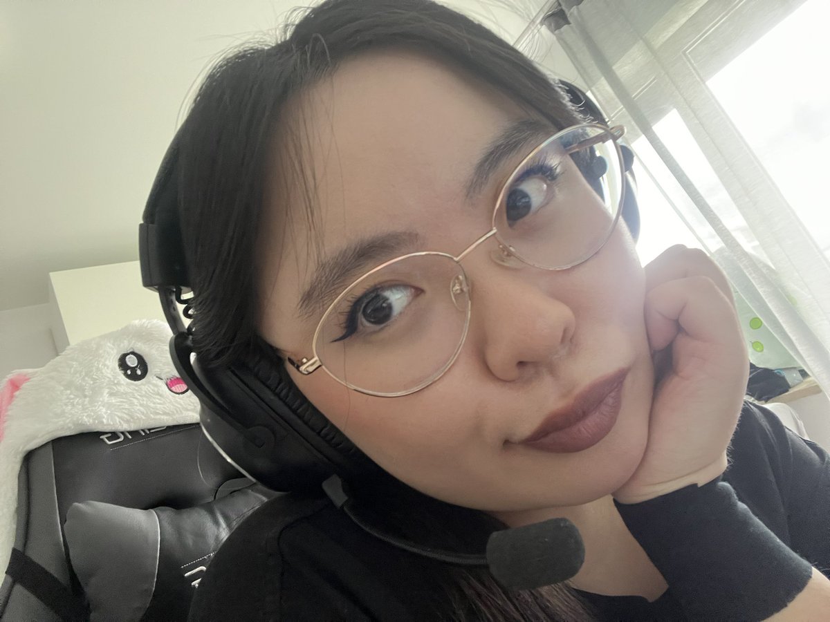 phung tweet media