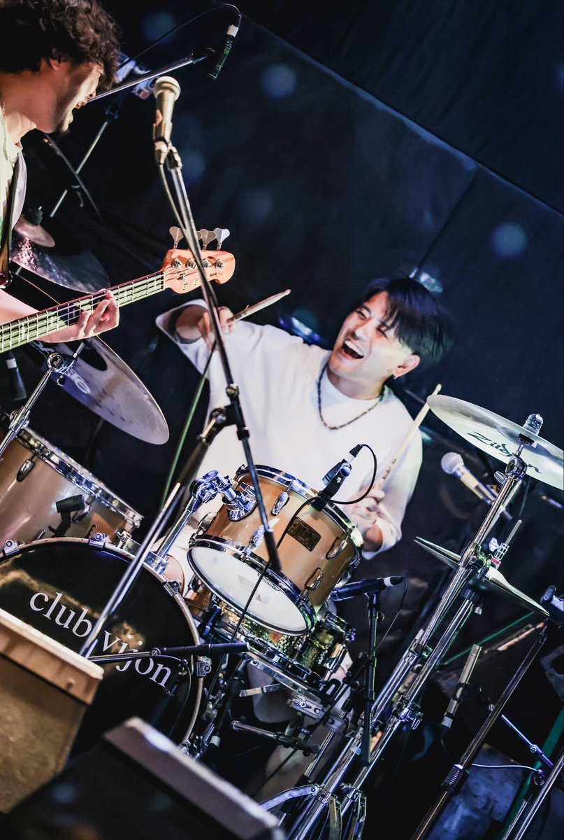 ashigaruyouth's tweet photo. club vijon！最初から最後まで震え倒した1日でした！たぶん北堀江の気温が5°ぐらい上がったんじゃないかというぐらいに極熱の魂のぶつかり合いだった！めちゃくちゃ幸せな"対バン"でした！ありがとうございました！サモ

photo : @sa_hokohoko https://t.co/OfSPhO8Ybr