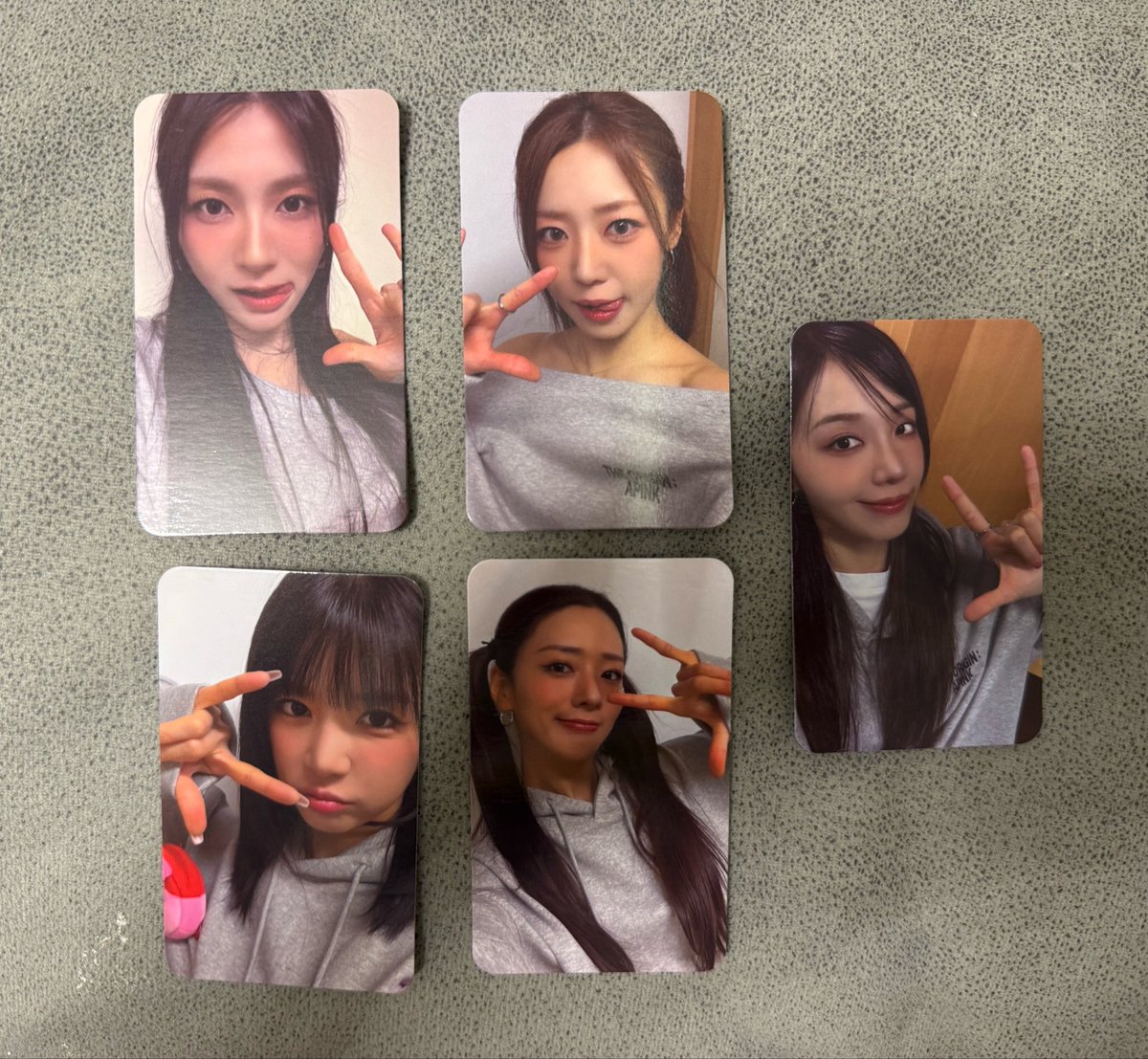 vexceem's tweet photo. ส่งต่อการ์ดเอพิ้งค์จากหน้าคอนที่มาเลเซียค่ะ
การ์ด 5 ���บ ราคา 550 รวมส่งค่ะ

รับมัดจำ/รับผ่อน
ส่งของตอนผ่อนครบ
#ตลาดนัดapink #ตลาดนัดเอพิ้งค์ #ตลาดนัดแพนด้า https://t.co/Oa1XcX196h