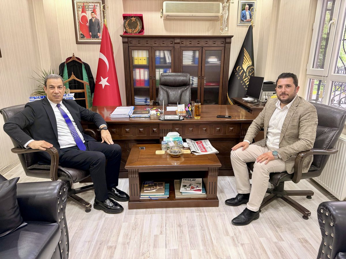 sezaicanbek's tweet photo. Şanlıurfa Son İl Genel Meclisi Başkanımız Sayın Mustafa Yavuz’un çalışma ofisimize gerçekleştirdiği nazik ziyareti bizleri ziyadesiyle memnun etmiştir.

Kıymetli Başkanımıza bu anlamlı ve samimi ziyaretlerinden dolayı teşekkür ediyor; kendilerine sağlık, huzur ve çalışmalarında muvaffakiyetler diliyorum. @mustafayavvuz