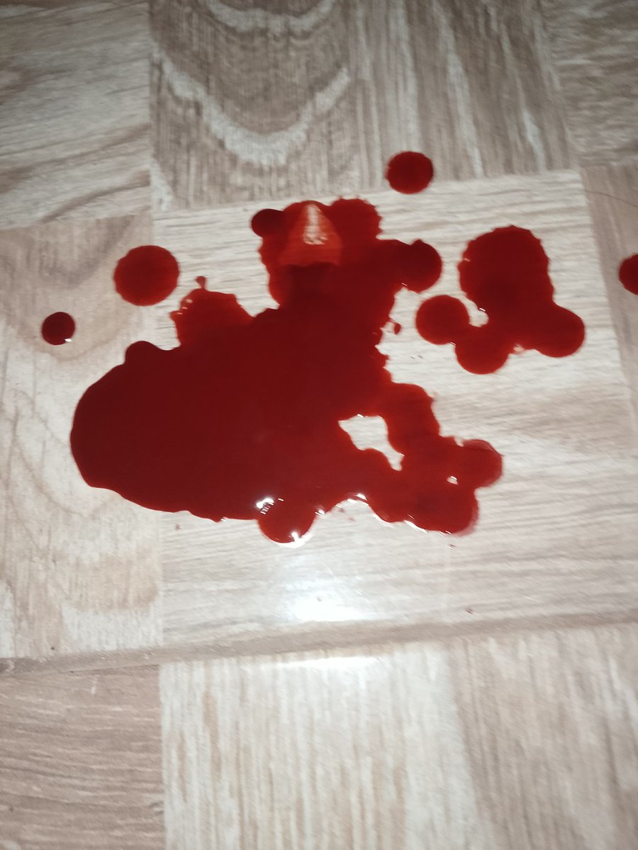 Joey_0078's tweet photo. #Halloweenmakeup #fakeblood #fakeall https://t.co/ef2bb1L3cc