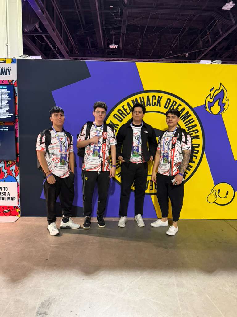 SWAT_Latam's tweet photo. 🌎 LATINOAMÉRICA TIENE VOZ EN EL MUNDO DEL HALO 🌎 

 El evento de Halo más grande del momento y SWAT LATAM está ahí. 

🧡 🏟️ DreamHack Open Atlanta 📅 15-17 Mayo, 2026 · Atlanta, Georgia 
 ⚔️ RORZCH · NOBLC · STRIKEYY · LEUOR 

En vivo por (8) LVTHalo - Twitch

Cuatro jugadores que llevan el nombre de toda una comunidad en la espalda. Los que creyeron desde el primer día saben lo que significa este momento.  No están solos. Los acompañamos desde cada rincón de Latinoamérica. ❤️  ¡Vamos muchachos, a demostrarlo todo! 🔥