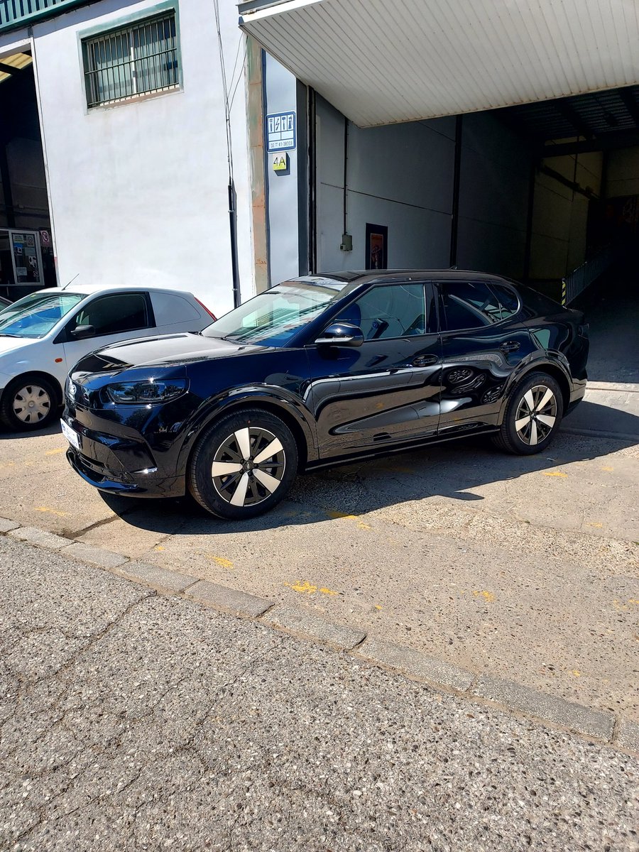 T_FORNALINO's tweet photo. En la mañana de ayer hicimos la entrega de este FORD CAPRI RANGO EXTENDIDO para nuestro cliente y vecino de Alcala Del Rio (Sevilla).

Muchas gracias por confiar en nosotros y que lo disfrutes.

https://t.co/yb86B1XcpF https://t.co/uALPtc7Hdl