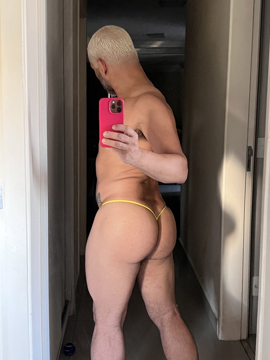 Tayagra's tweet photo. Amo esta tanguinha Amarela  da @ricokcouture 

#underwear #ricok #tayagra https://t.co/zrek1bW6wf