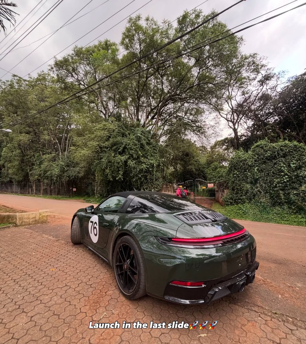 Cars in Kenya tweet media