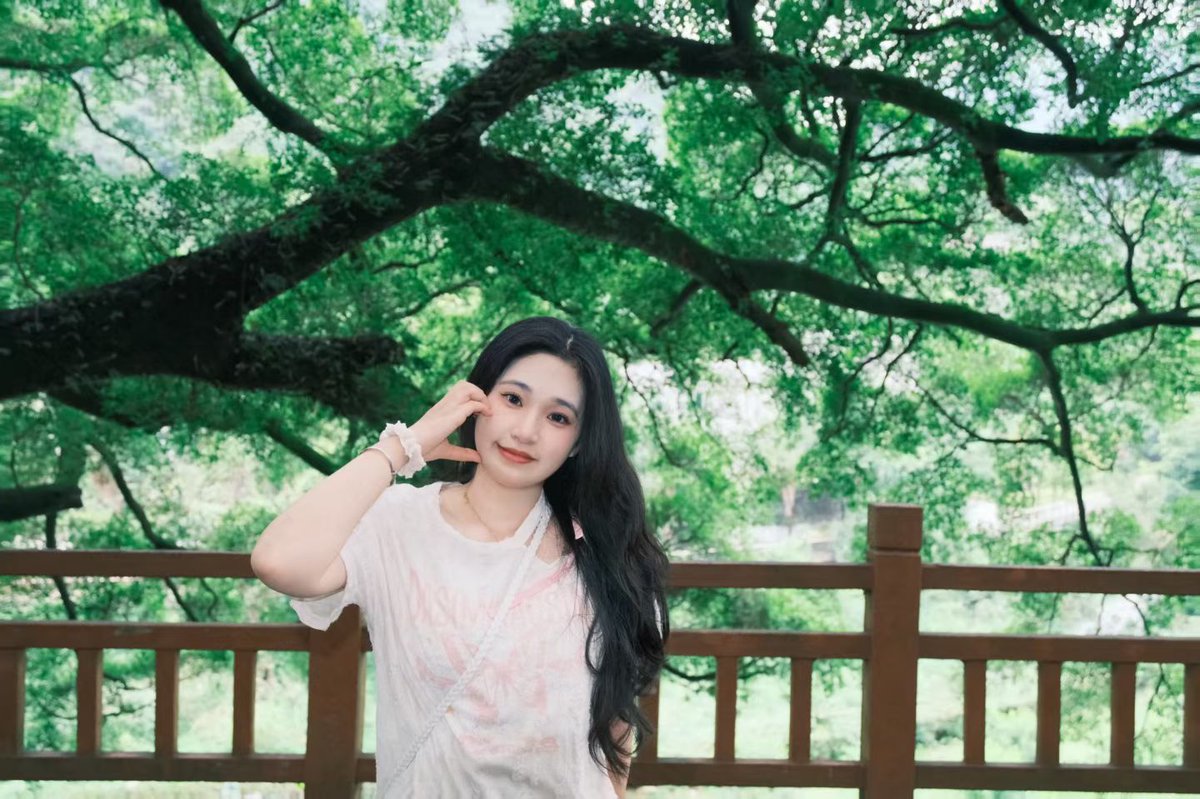 stephkeron's tweet photo. 森呼吸  #student    #Forest https://t.co/RGdcn4d203