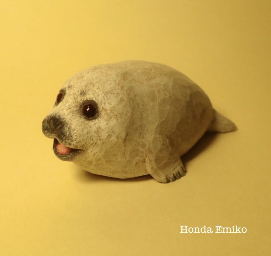 木彫りワークショップ〈アザラシ彫り〉in atelier fluid 木で手のり