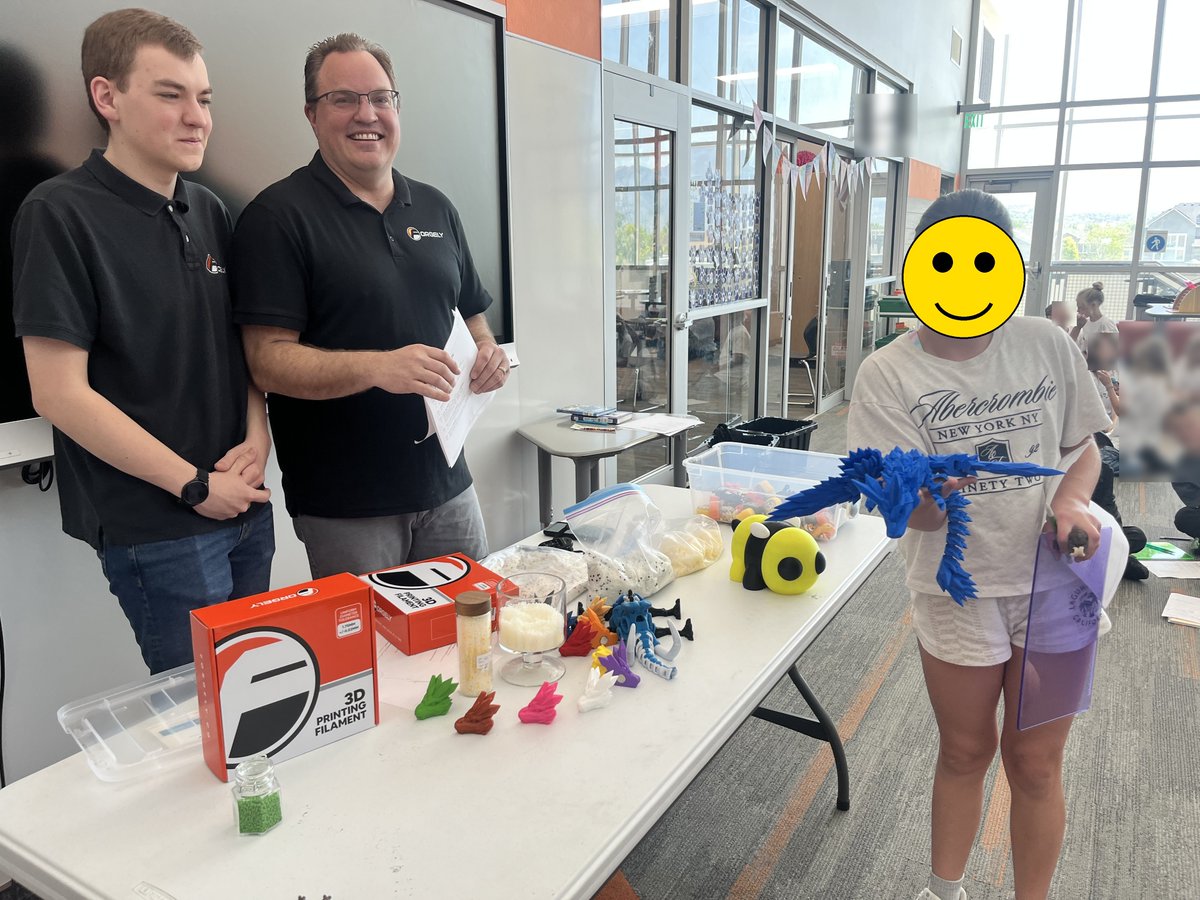 ForgelyCo's tweet photo. Every other kid at Silver Ridge Elementary has already printed an articulated dragon at home. The hobby has fully crossed over. #3DPrinting https://t.co/m1lKpfbi51