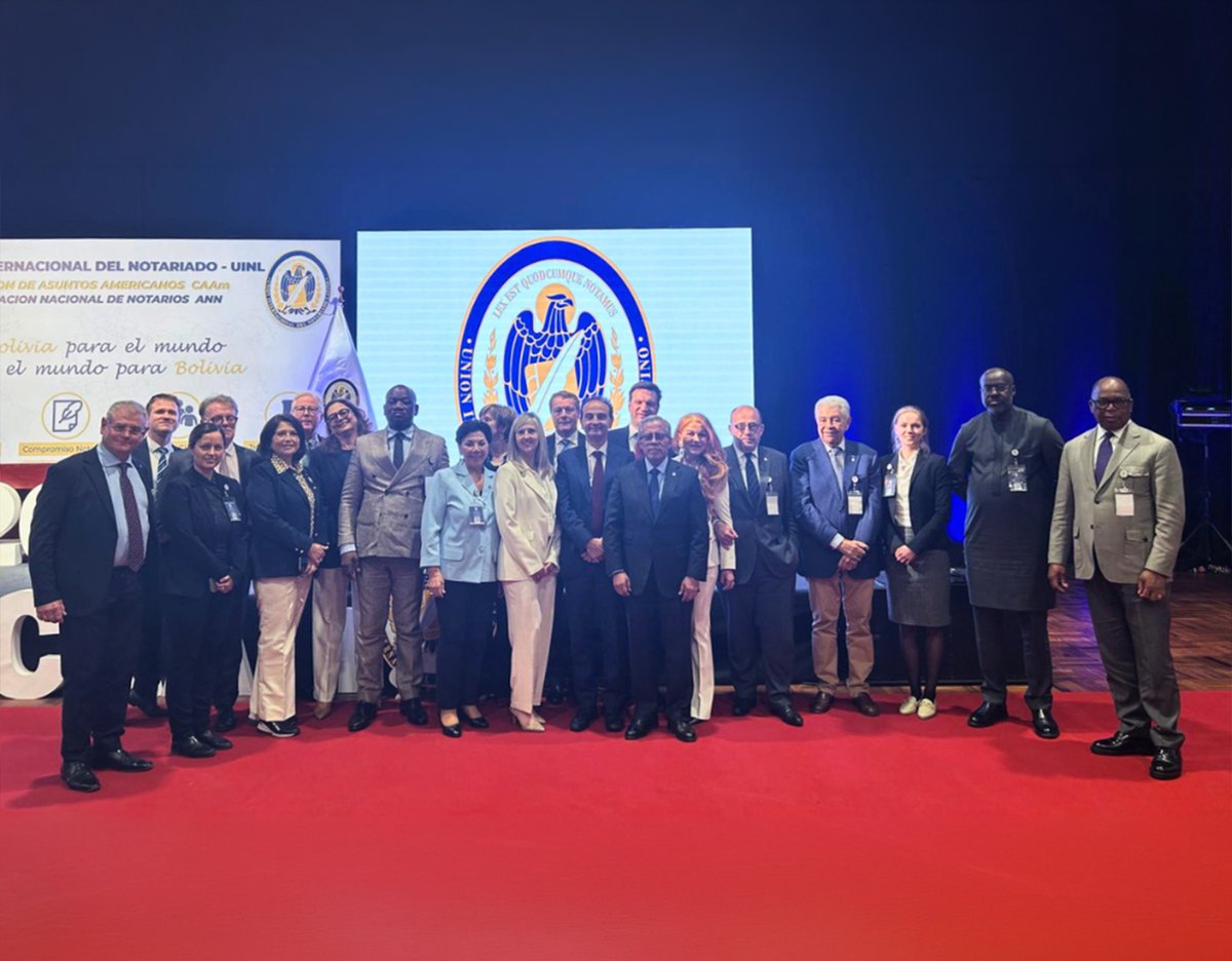 NotariosPT's tweet photo. Decorrem na Bolívia reuniões institucionais da UINL, onde o Conselho de Direção aprovou matérias estratégicas a submeter ao Conselho Geral.
Filipa Azevedo Maia, VP da ON e membro do CD, participou, reforçando a presença do notariado português a nível internacional.

#notariospt https://t.co/90ALyGs2v4