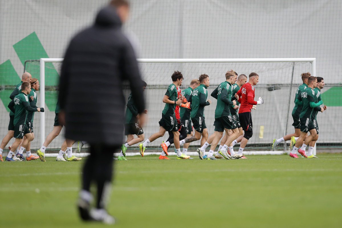 Legia Warszawa tweet media